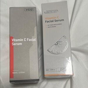 Vitamin C Facial Serum - Gray and Red